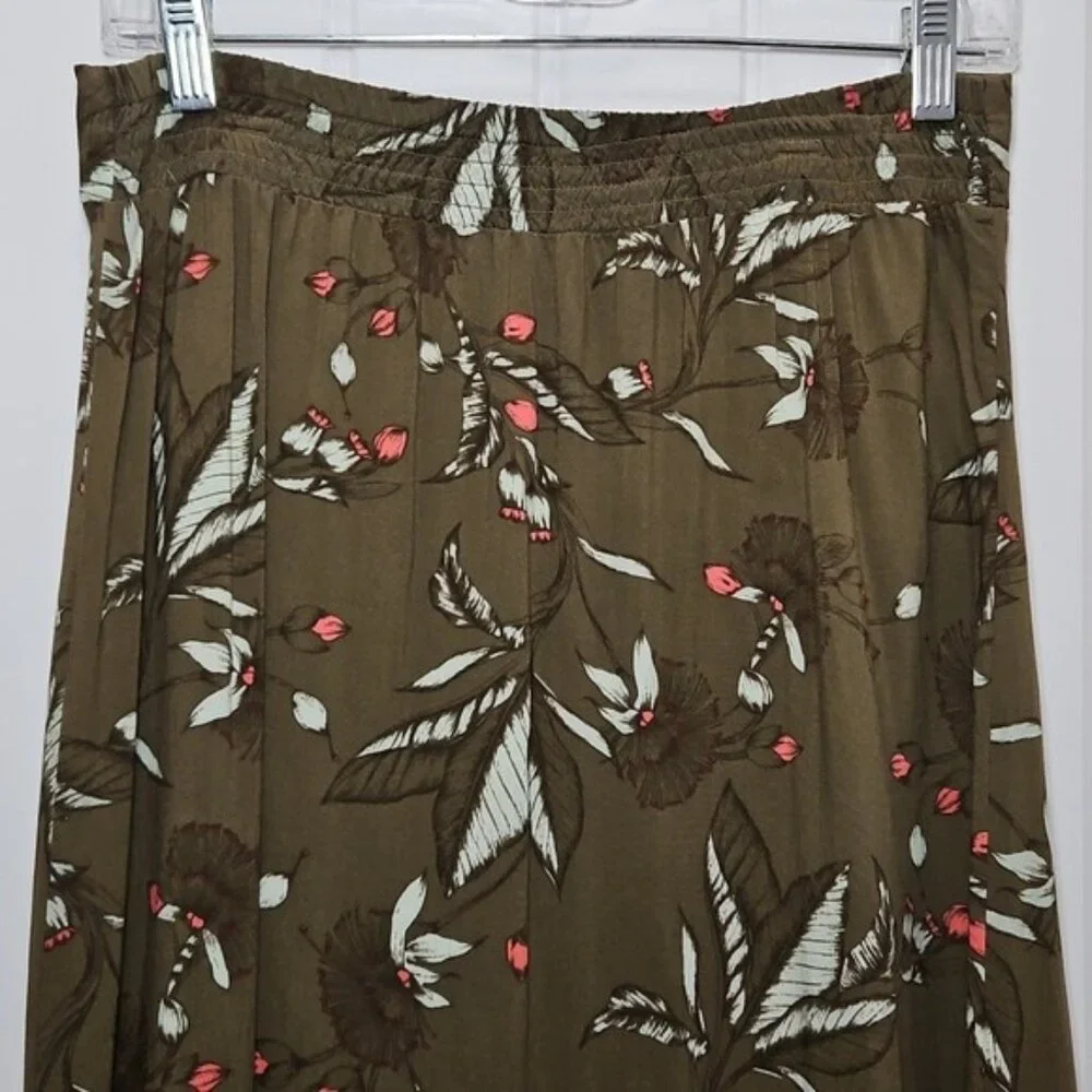 Express Floral Wrap Pull On Maxi Skirt Size Small Olive Green Careerwear Office